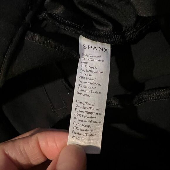 Spanx Black High Rise Jeggings
Size L - Picture 9 of 9